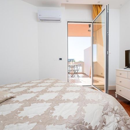Perla Marina Sea View Apartment CTA Eksteriør billede