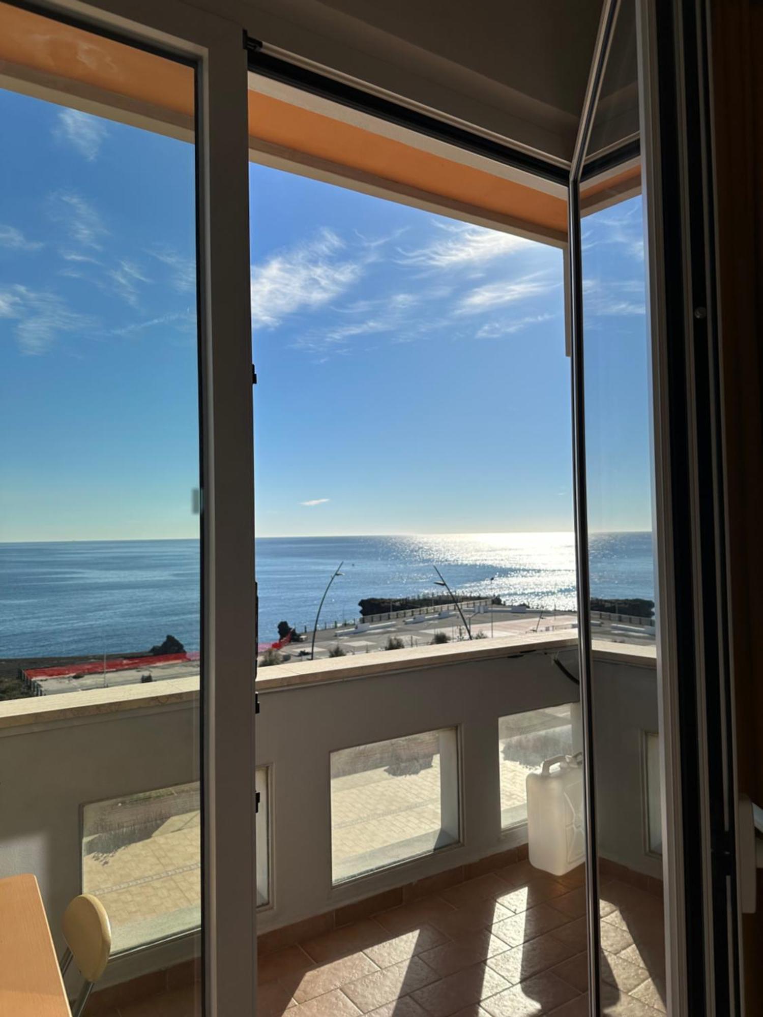 Perla Marina Sea View Apartment CTA Eksteriør billede