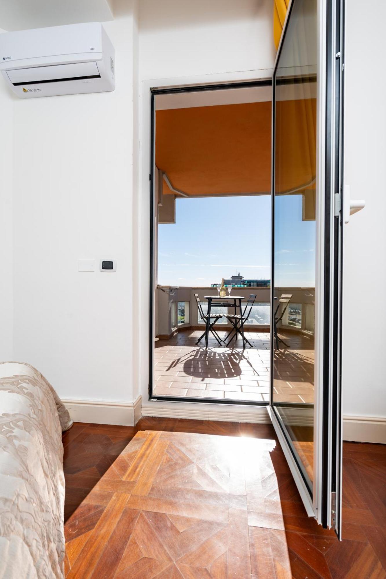 Perla Marina Sea View Apartment CTA Eksteriør billede